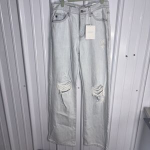 Kancan Ultra High Rise 90’s Flare Jeans Light Wash Size 7/27 NWT